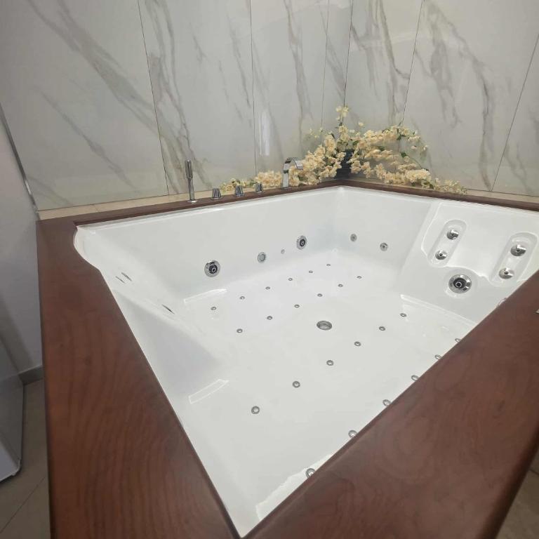 New Golden house sicily - King Room with Spa Bath - 5