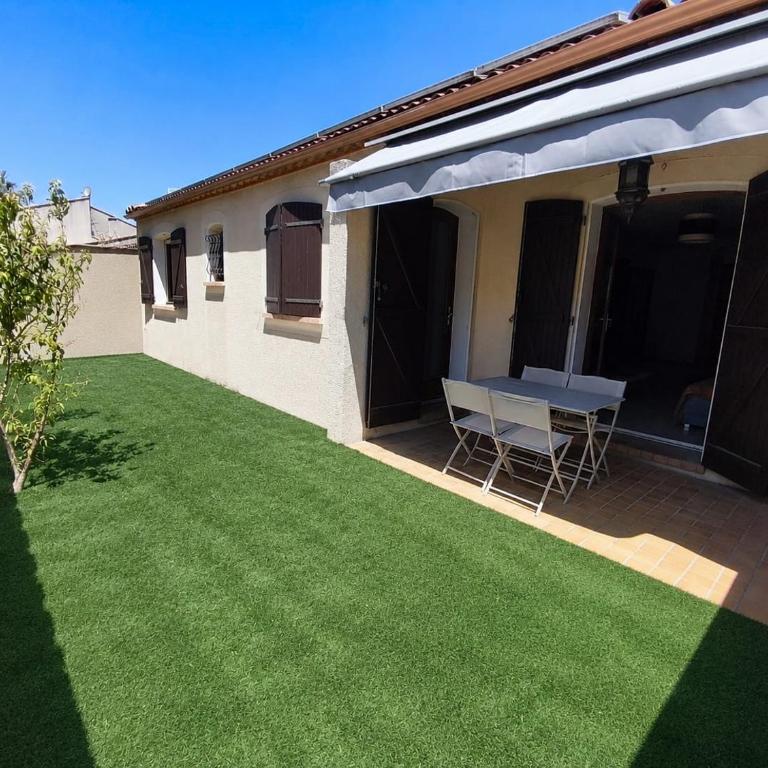 Maison 80 m2 - proche des plages - Maison 2 Chambres - 1
