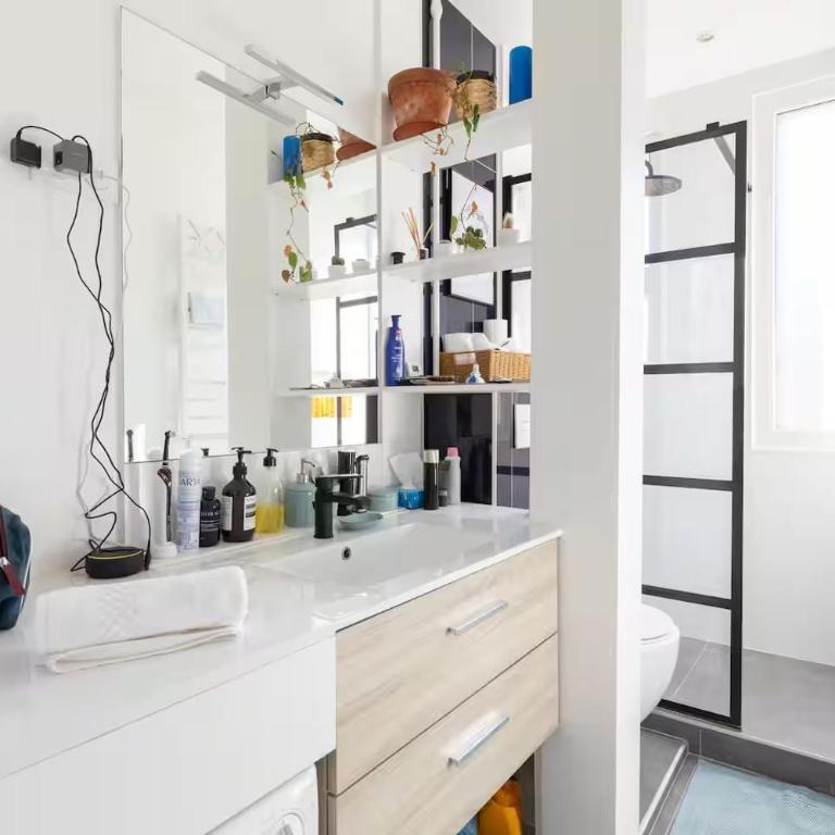 Cosy escape between Montmartre & Batignolles - Appartement - 5
