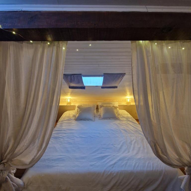 COTTAGE - Utopy Hostel - Chambre Double - 1