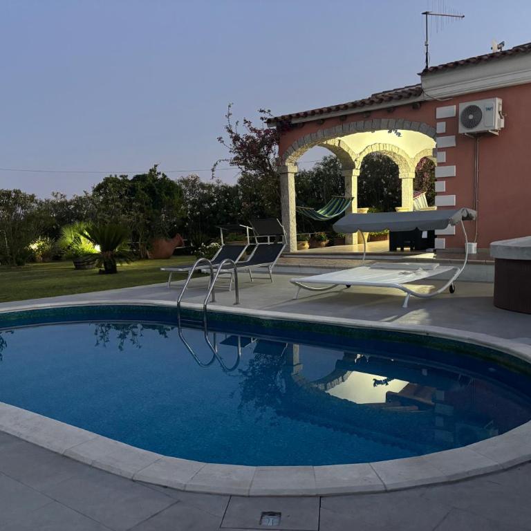 Villa Funtana Cortese - Villa with Sea View - 14