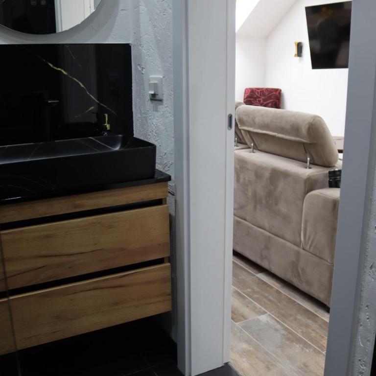 Black Swan Home Tuzla - Deluxe One-Bedroom Apartment - 42