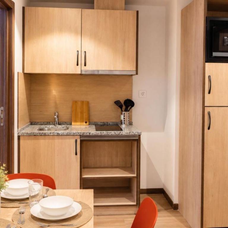StepHouse Pamplona - Apartamento Estándar de 3 dormitorios - 1