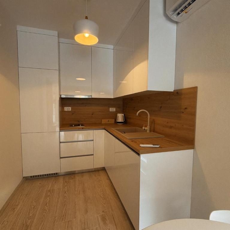 Villa Una - Three-Bedroom Villa - 4