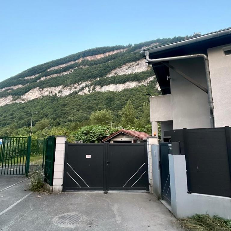 House at the foot of Salève and 2 steps from Geneva - Maison 3 Chambres - 27