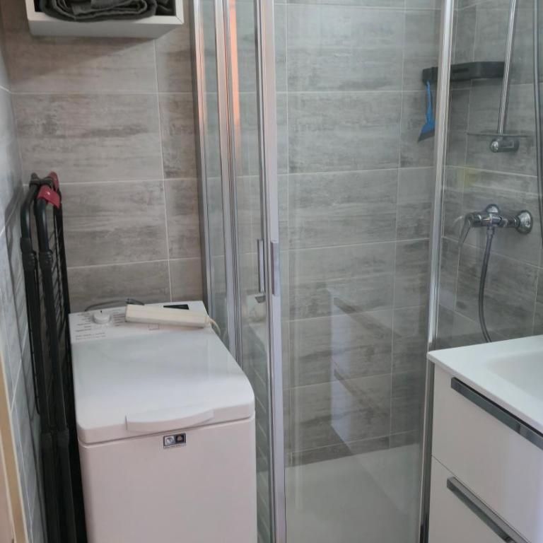 Bormes-les-Mimosas Calme 4p clim wifi parking cave - Appartement 2 Chambres - 4