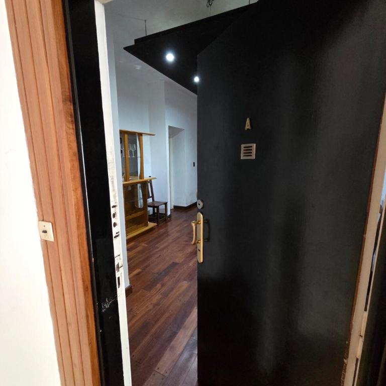 Gran departamento con parrilla y cochera en Playa Grande - Apartamento de 2 dormitorios - 3