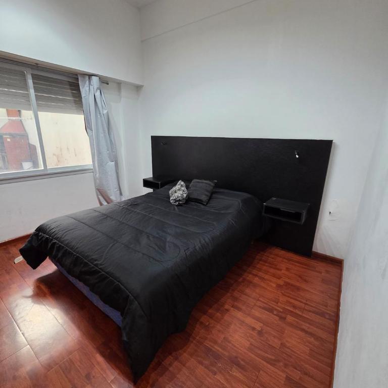 Gran departamento con parrilla y cochera en Playa Grande - Apartamento de 2 dormitorios - 14