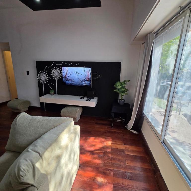 Gran departamento con parrilla y cochera en Playa Grande - Apartamento de 2 dormitorios - 17