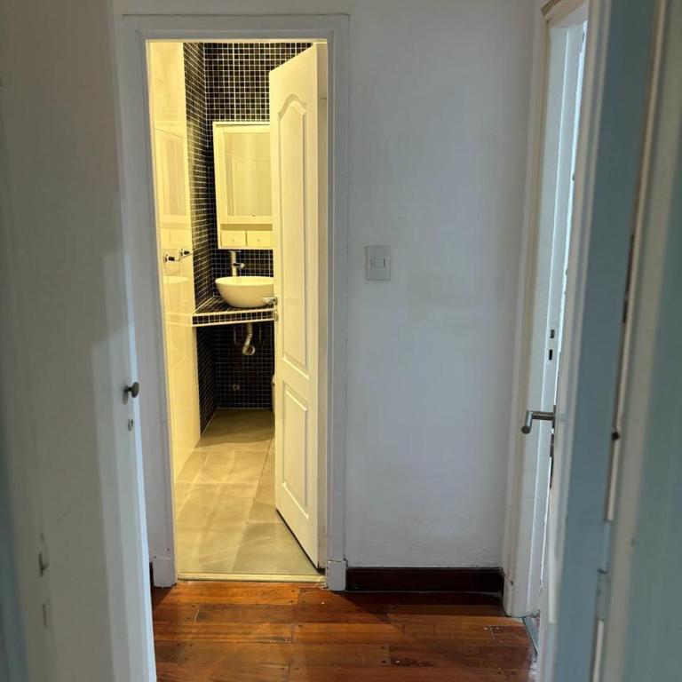 Gran departamento con parrilla y cochera en Playa Grande - Apartamento de 2 dormitorios - 24