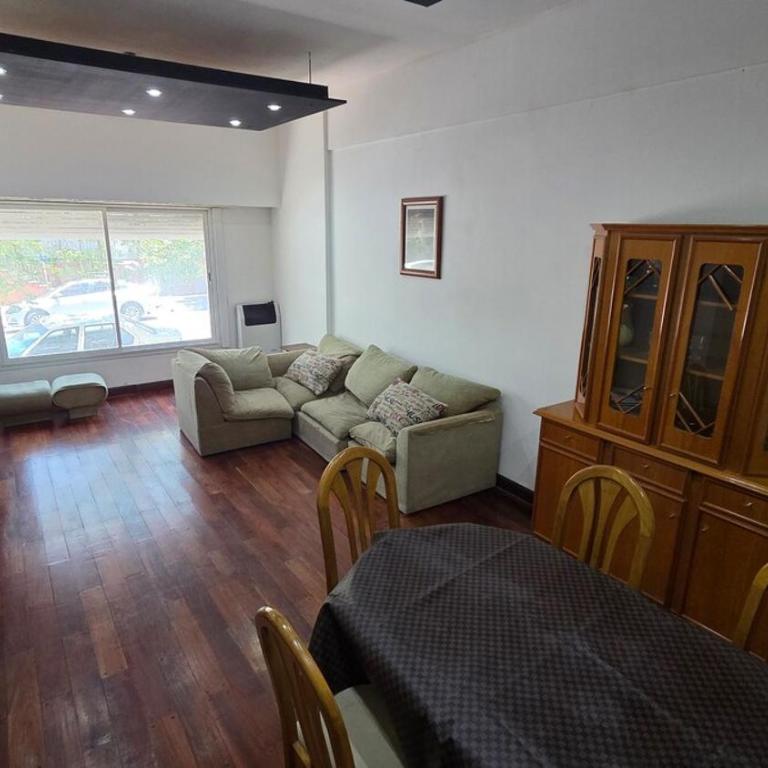 Gran departamento con parrilla y cochera en Playa Grande - Apartamento de 2 dormitorios - 30