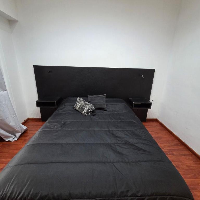 Gran departamento con parrilla y cochera en Playa Grande - Apartamento de 2 dormitorios - 32
