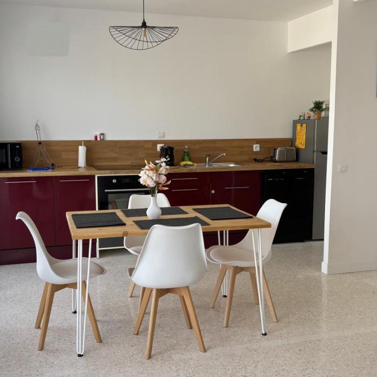 Grands T2 Lumineux proches gare et centre ville - Apartamento de 1 dormitorio con balcón - 6