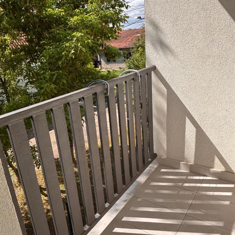 Urban Oasis Belgrade- free parking, quiet area close to City Centre - One-Bedroom Apartment - 23