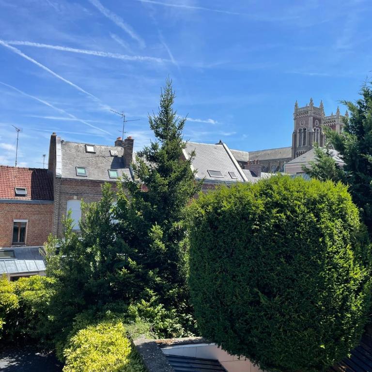 Villa Vermillon Boutique Apartments, Refined 1- & 2-Bedroom Apartments & Studio, Newly Renovated, Fully Equipped, Premium Bedding, City Centre, Train Station, Private Parking, Set in a Historic Hôtel Particulier - Appartement 1 Chambre Deluxe - 9