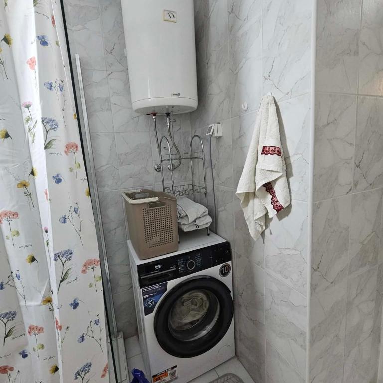 Stan Brčanska Malta Tuzla - Apartman sa Pogledom na Grad - 3