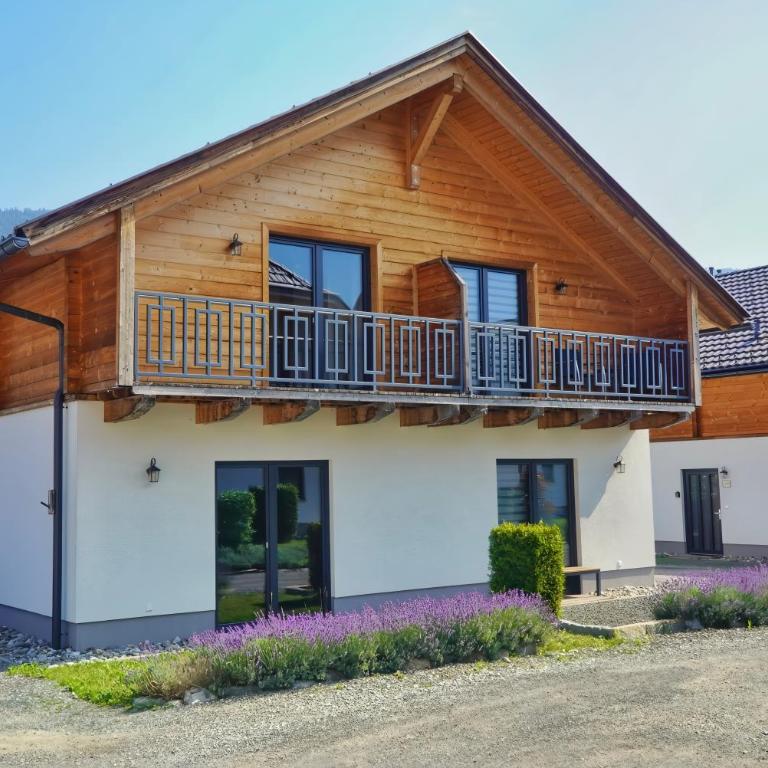 Nassfeld Holiday Home - Chalet con 3 Camere da Letto - 1