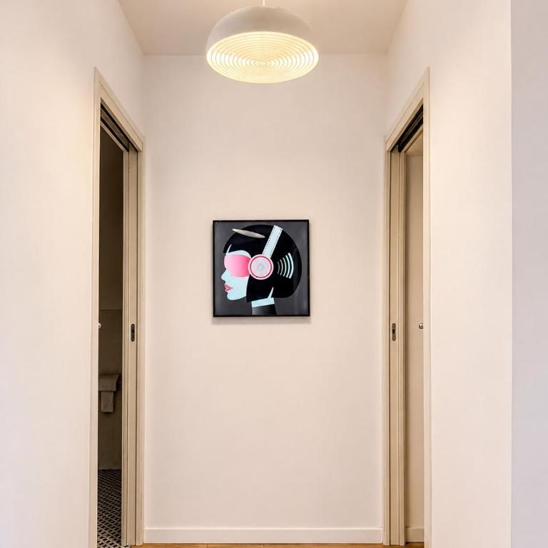 Exceptional Triplex, Design - Art, Private 360 Rooftop, 3 Bedrooms - Three-Bedroom Loft Apartment - 5