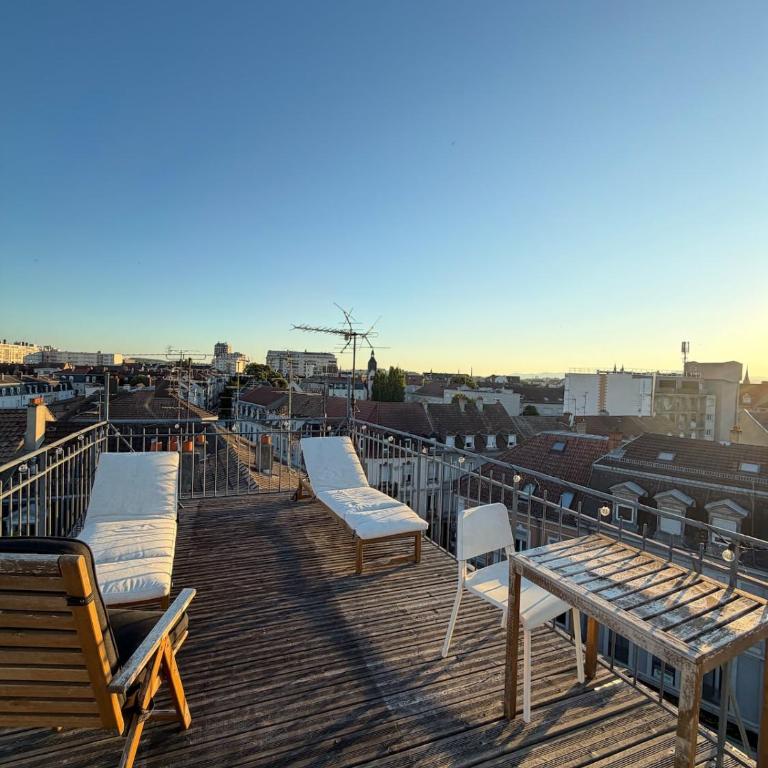 Exceptional Triplex, Design - Art, Private 360 Rooftop, 3 Bedrooms - Three-Bedroom Loft Apartment - 28