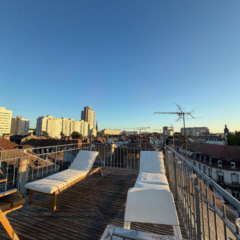 Exceptional Triplex, Design - Art, Private 360 Rooftop, 3 Bedrooms - Three-Bedroom Loft Apartment - 29
