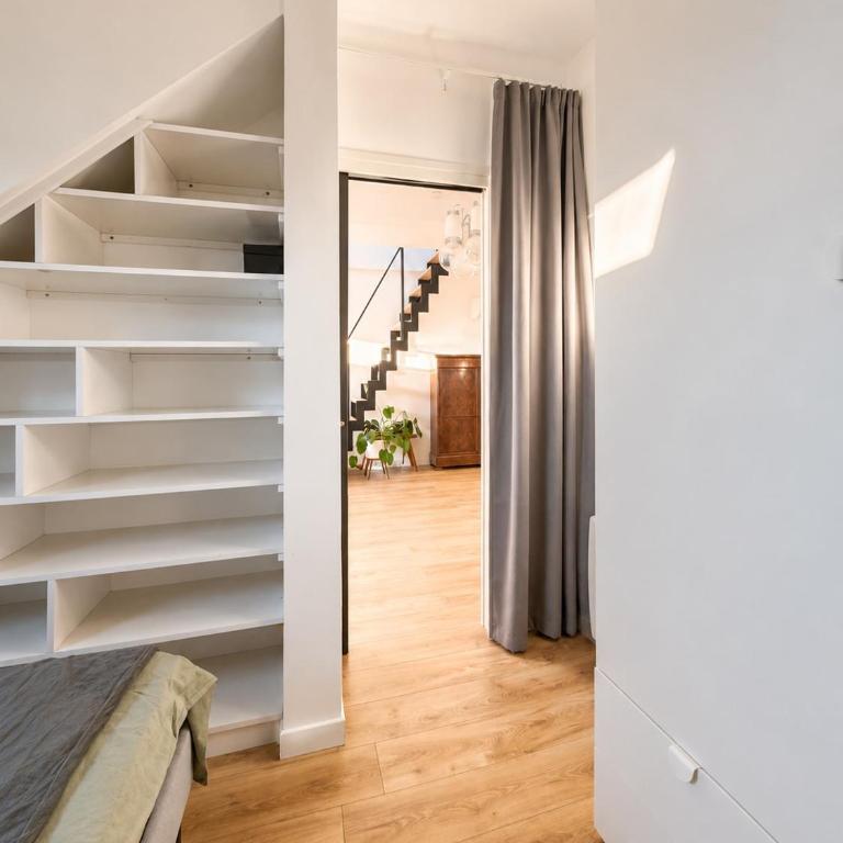 Exceptional Triplex, Design - Art, Private 360 Rooftop, 3 Bedrooms - Three-Bedroom Loft Apartment - 21