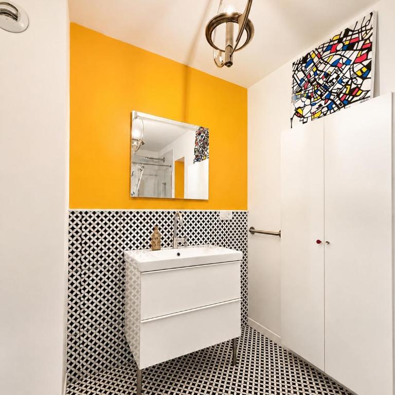 Exceptional Triplex, Design - Art, Private 360 Rooftop, 3 Bedrooms - Three-Bedroom Loft Apartment - 25
