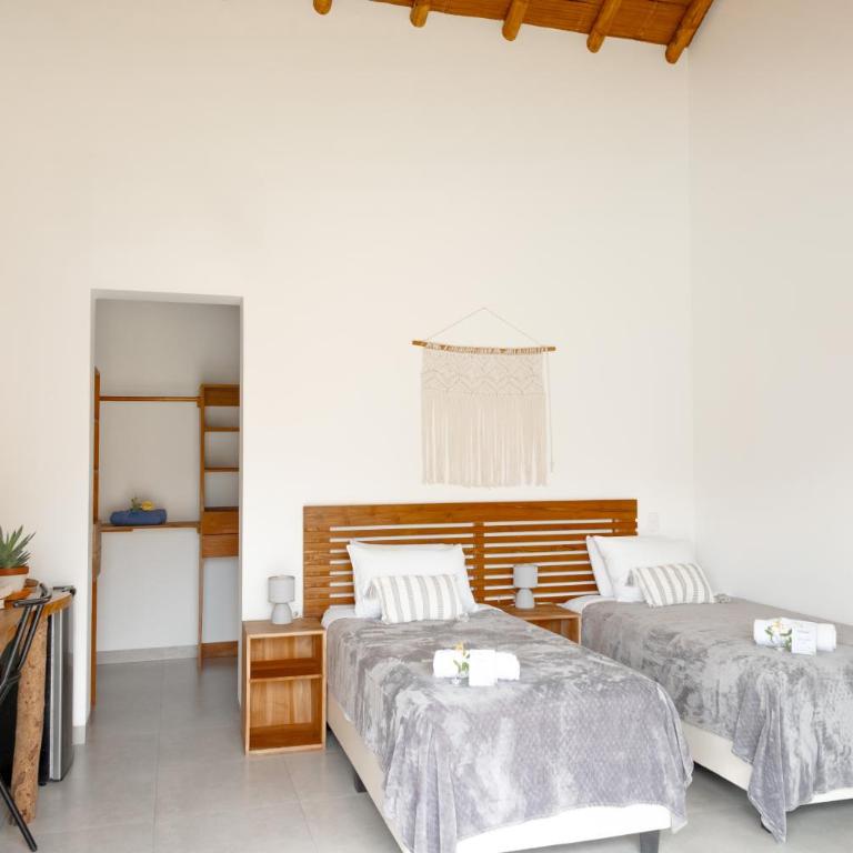 Vikara - Habitación Doble Deluxe - 1 o 2 camas - 5