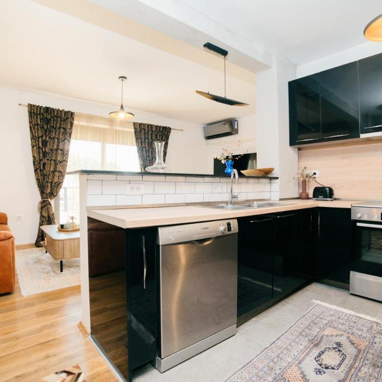 Laz Palace - Apartment - 54