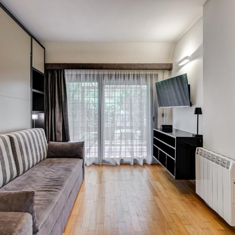 Monolocale con posto auto e grande giardino - Appartamento con 1 Camera da Letto - 24