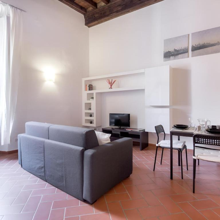 Charming Loft - in the Historic City Center - One-Bedroom Apartment - 3