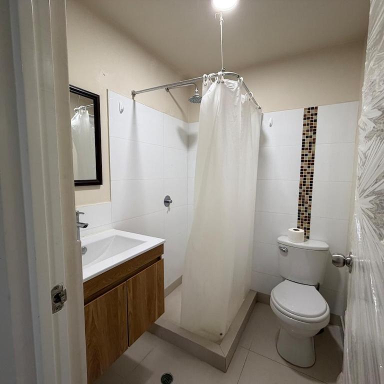 Departamento en Lima Centro, 1 hab, WiFi free, SmartTV - Two-Bedroom Apartment - 7