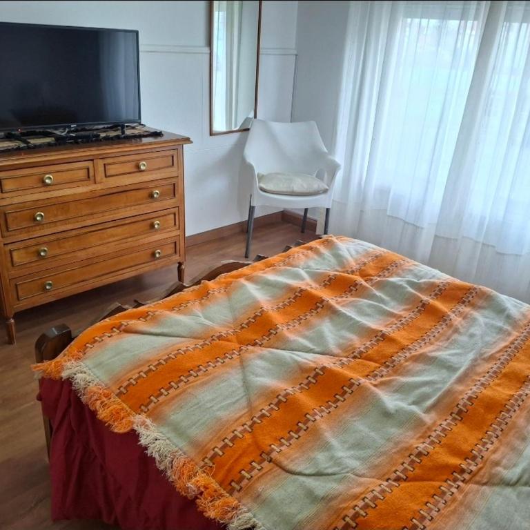 Casa R Peña ll - Two-Bedroom House - 21