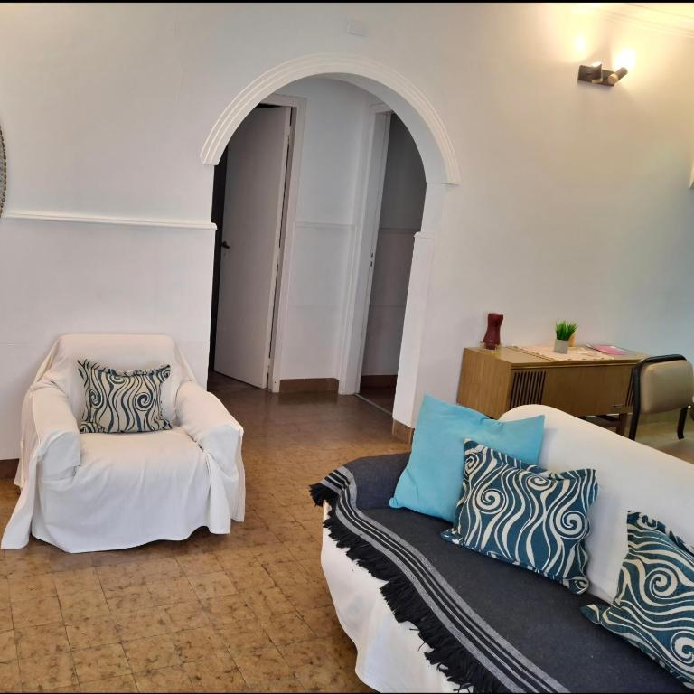 Casa R Peña ll - Two-Bedroom House - 3