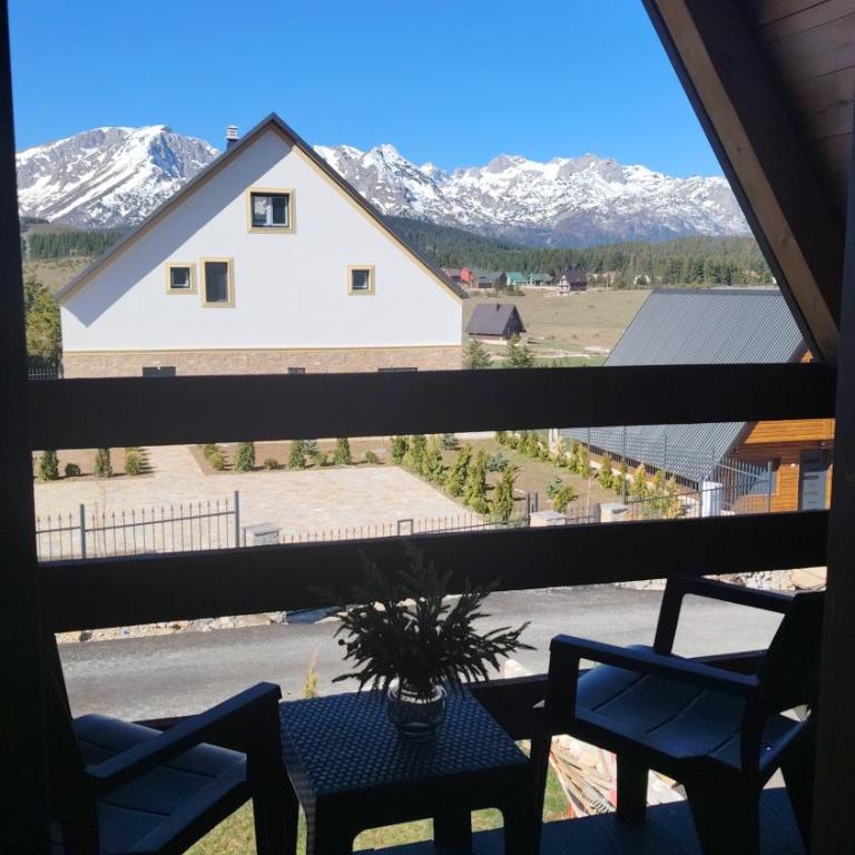 Durmitor sky - Two-Bedroom House - 11