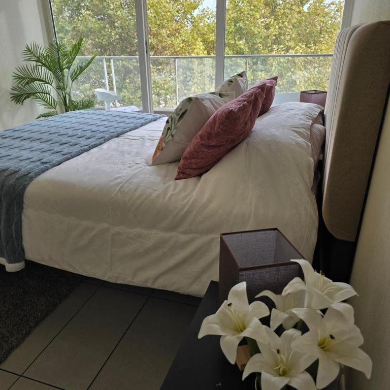 Providencia Premium Departamento 1 o 2 dormitorios Parking gratis - Two-Bedroom Apartment with River View - 21