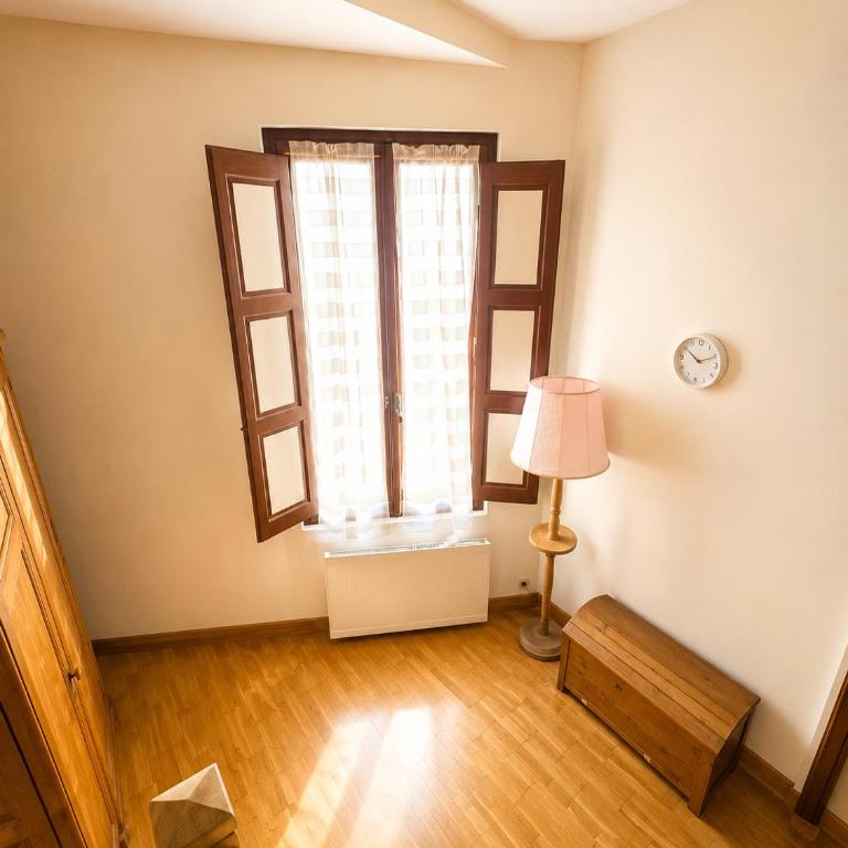 Appartement avec mezzanine en plein cœur du centre d'Aix - Apartment - 4