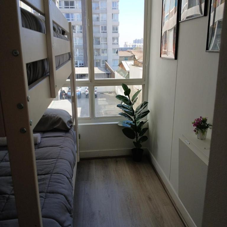 Moderno Depto 2D2B con parking a pasos del Metro - Two-Bedroom Deluxe Apartment with Balcony - 49