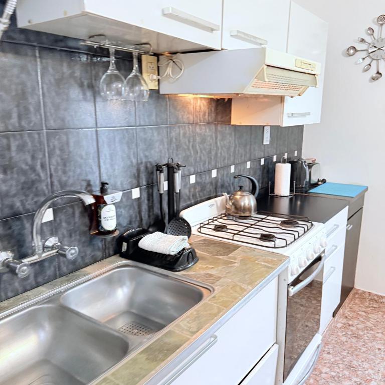 G4 HERMOSA CASA 2 DORMITORIOS en Villa Ángela - Casa de 2 dormitorios - 29