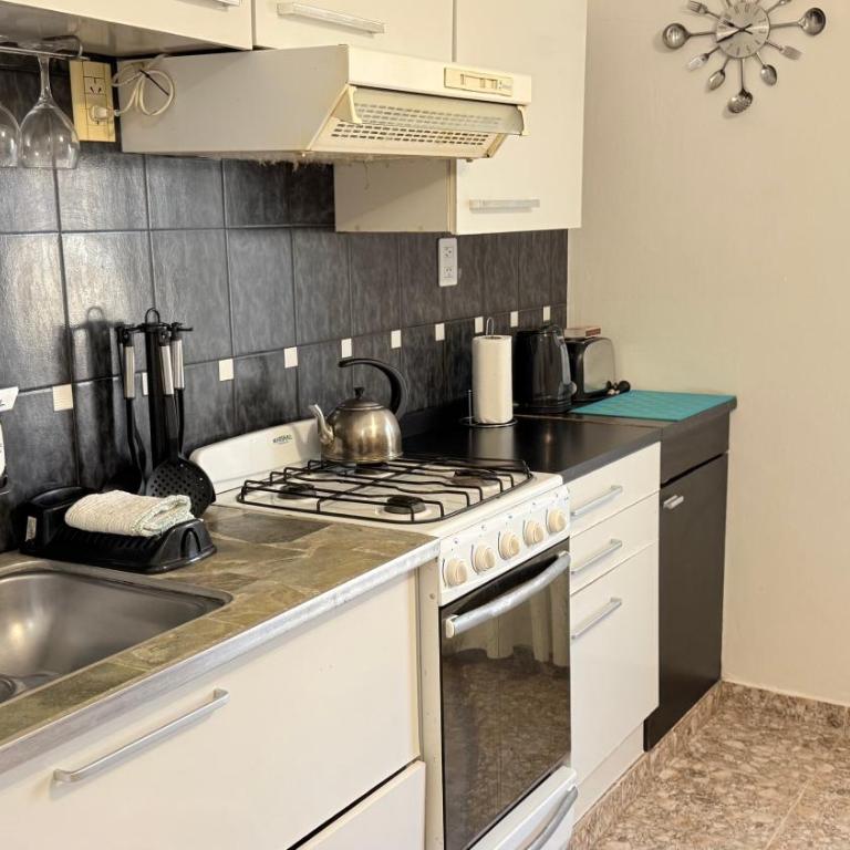 G4 HERMOSA CASA 2 DORMITORIOS en Villa Ángela - Casa de 2 dormitorios - 5