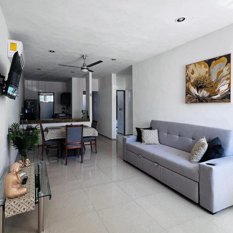 Home 365 Mérida Fresco y cómodo departamento 2 recámaras climatizado - Two-Bedroom Apartment - 1