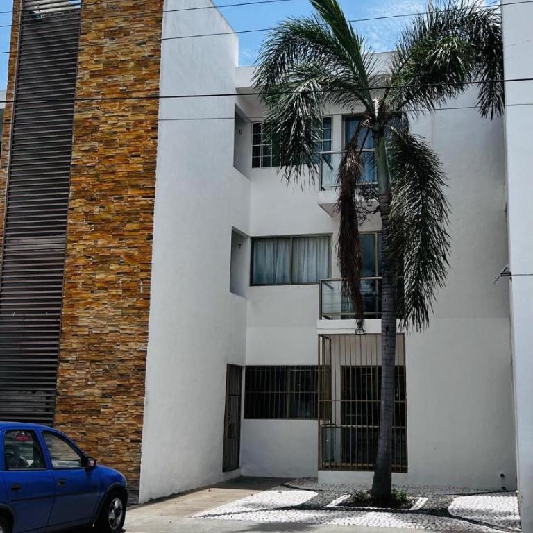 Home 365 Mérida Fresco y cómodo departamento 2 recámaras climatizado - Two-Bedroom Apartment - 6