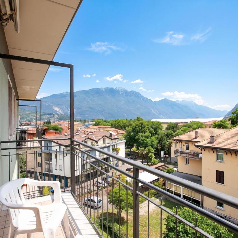 Garda View - Happy Rentals - Three-Bedroom Apartment - 2