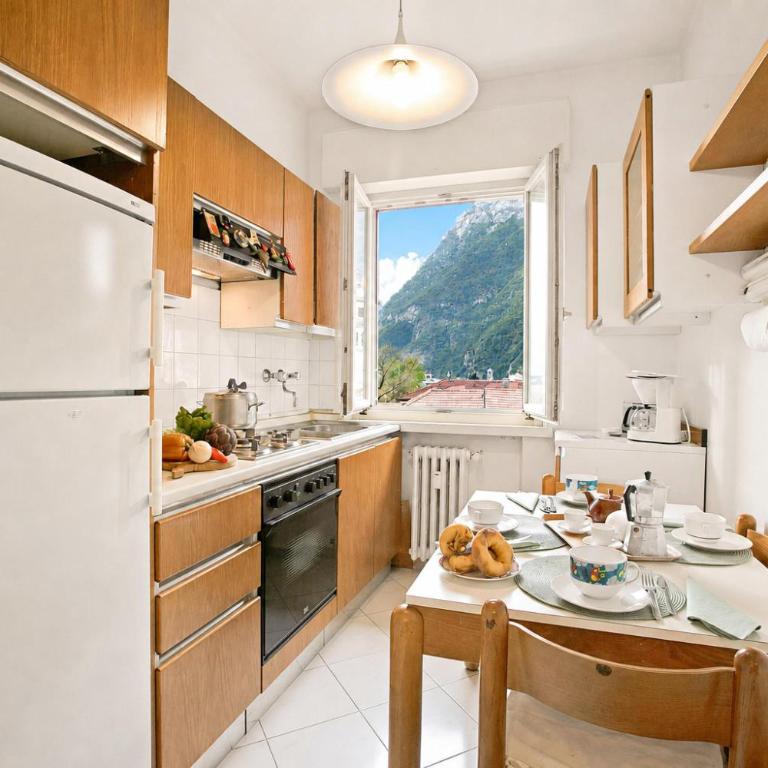 Garda View - Happy Rentals - Three-Bedroom Apartment - 5