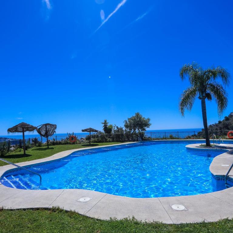Serenity Coast Home, Exclusive Sea Views & Pool - Three-Bedroom Villa - 2