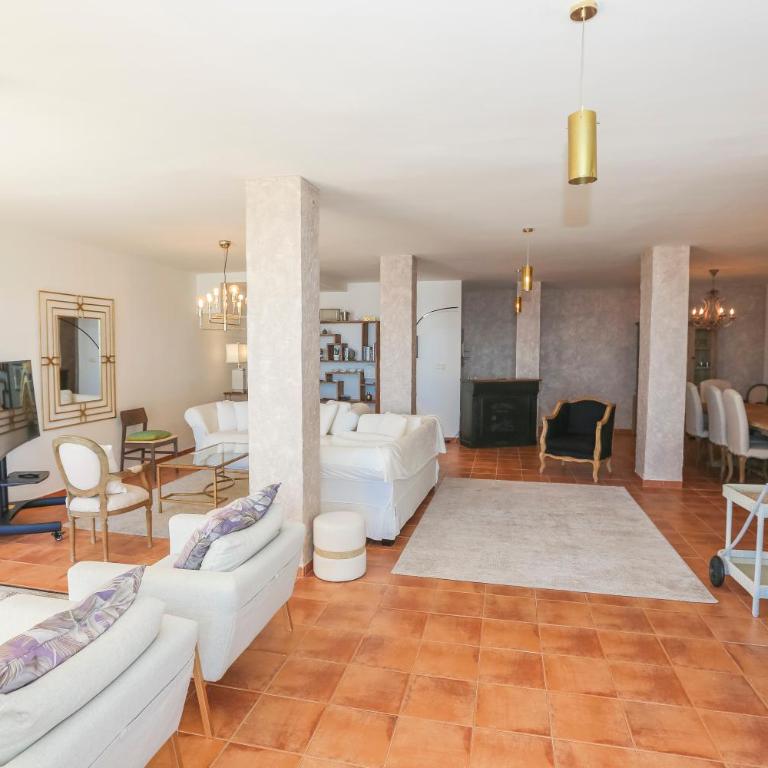 Serenity Coast Home, Exclusive Sea Views & Pool - Three-Bedroom Villa - 6
