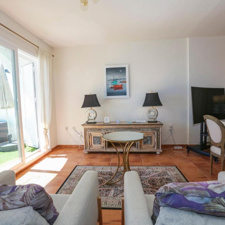 Serenity Coast Home, Exclusive Sea Views & Pool - Three-Bedroom Villa - 22