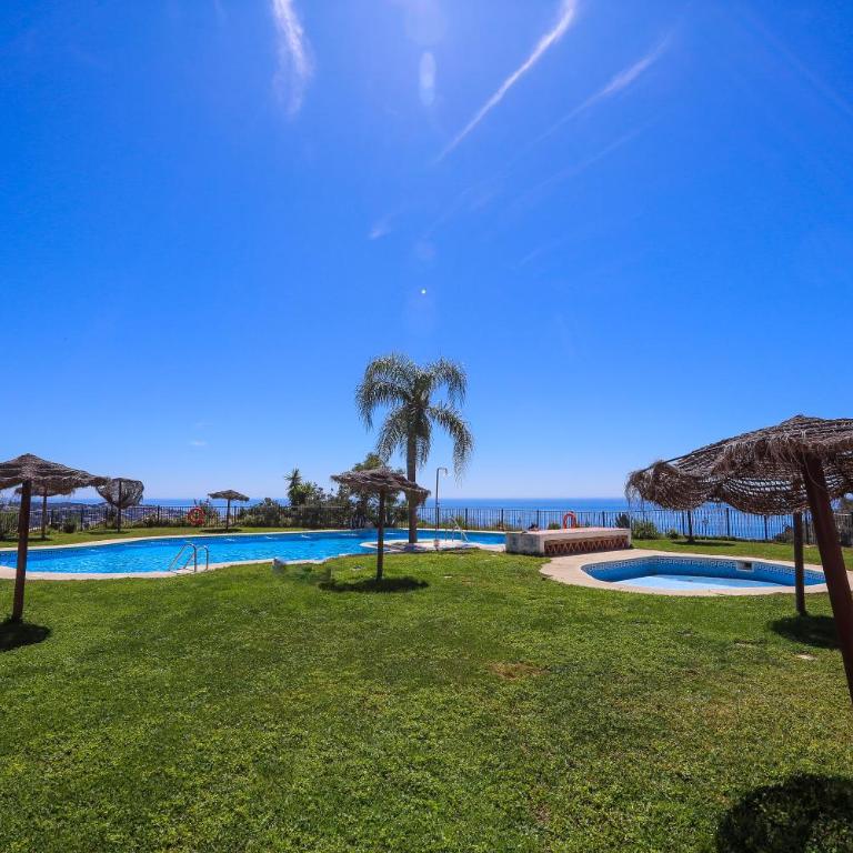 Serenity Coast Home, Exclusive Sea Views & Pool - Three-Bedroom Villa - 26