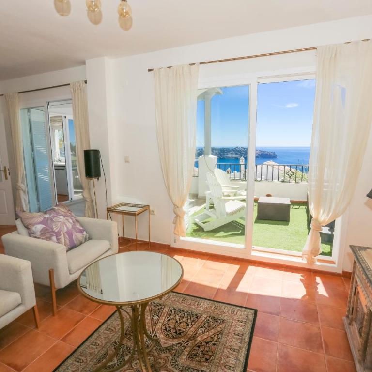Serenity Coast Home, Exclusive Sea Views & Pool - Three-Bedroom Villa - 3