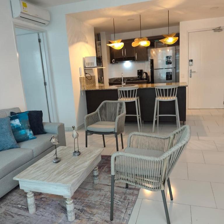 Beautiful beachfront apartment in Cartagena - One-Bedroom Apartment - 13