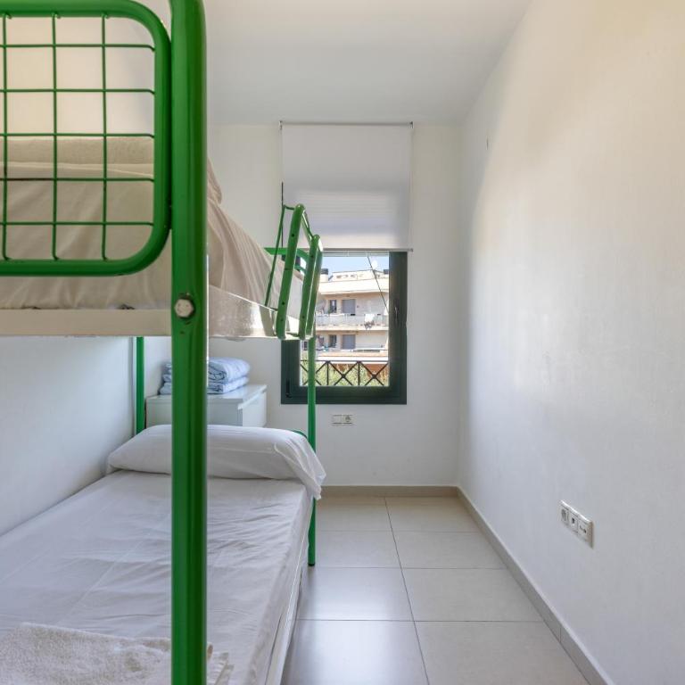 Torredembarra - Apartamento Deluxe de 2 dormitorios con vistas al jardín - 9